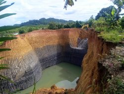 Nasib Warga Torobulu, Rumahnya Terancam Roboh Dikelilingi Galian Tambang PT WIN